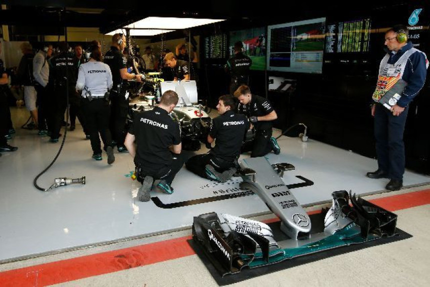F1 - Tajna opcija iz Volfovog arsenala...