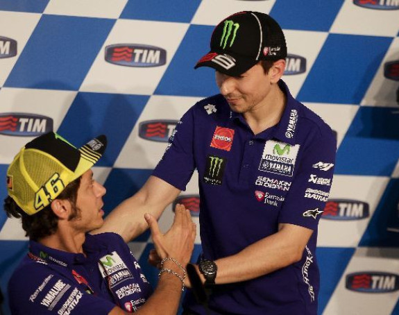Moto GP ''rat uživo'': Rosi i Lorenco se žestoko prepucavaju!