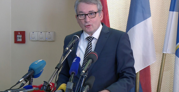 Nova grupisanja na političkoj sceni