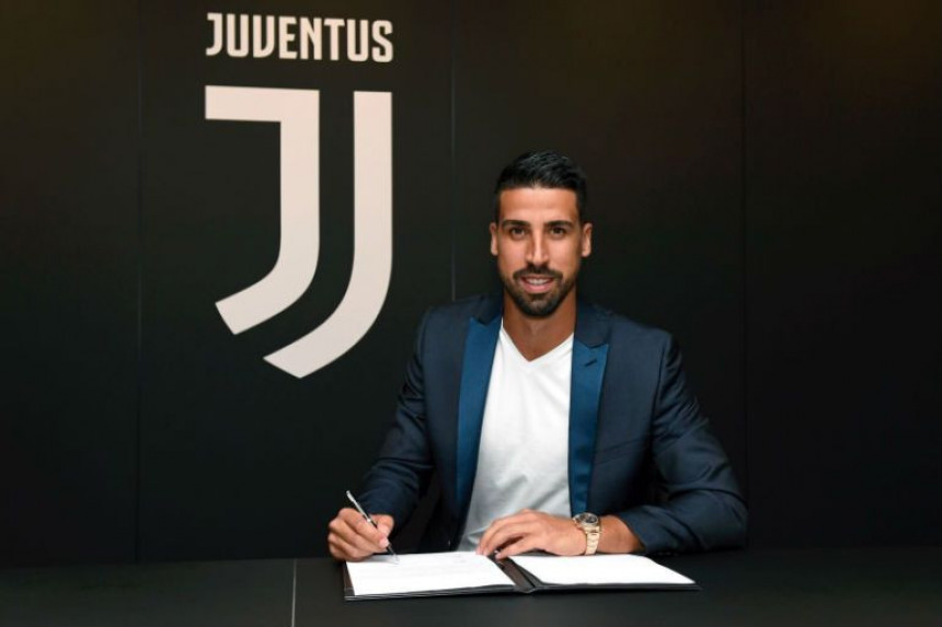 Kedira u Juventusu do 2021. godine