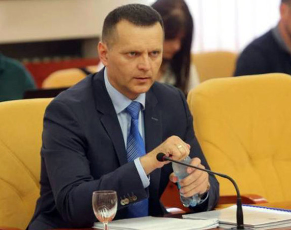 Lukač: Na ulici se neće rušiti vlast