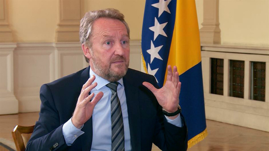 Izetbegović čeka sazrijevanje Dodika i SNSD-a