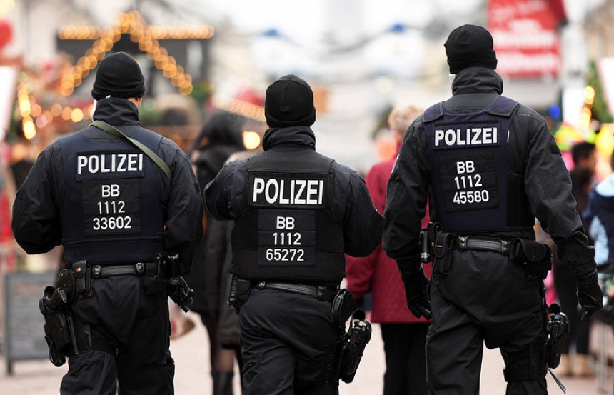 Полиција у Берлину убила наоружаног Пољака