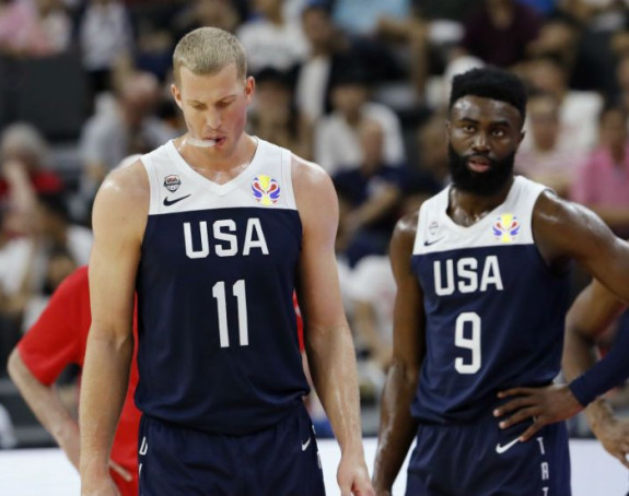 Nikad niko nije Amere ovako razbio!