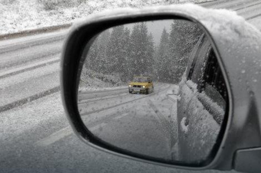 Oprez: Snijeg na Han Pogledu, Romaniji...