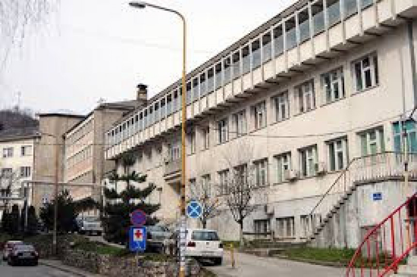 Vlada smijenila direktora bolnice 