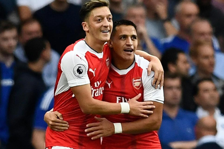 Sančes i Ezil možda napuste Arsenal u januaru!