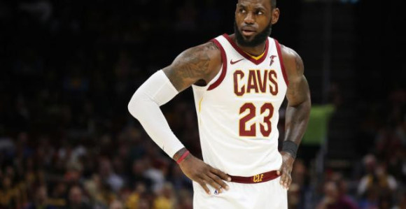 Džejms neizvjestan za premijeru sezone sa Bostonom!