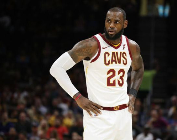 Džejms neizvjestan za premijeru sezone sa Bostonom!