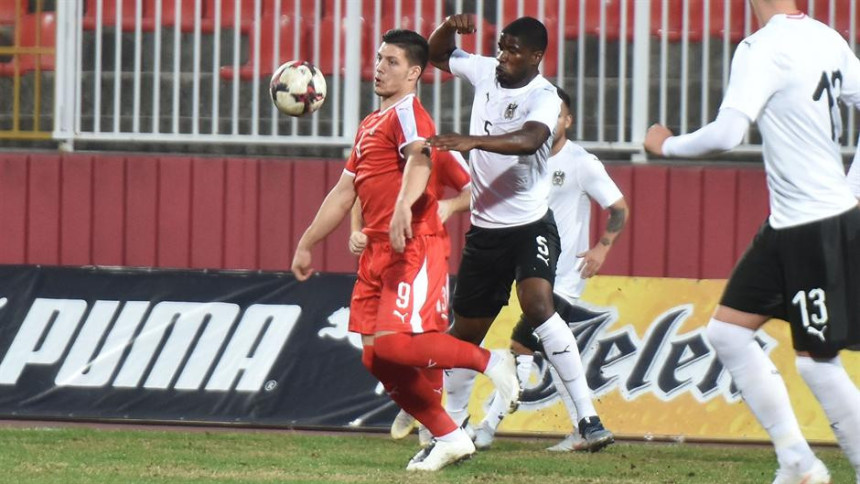 Iznervirani Jović: Nismo zaslužili ovakav teren!