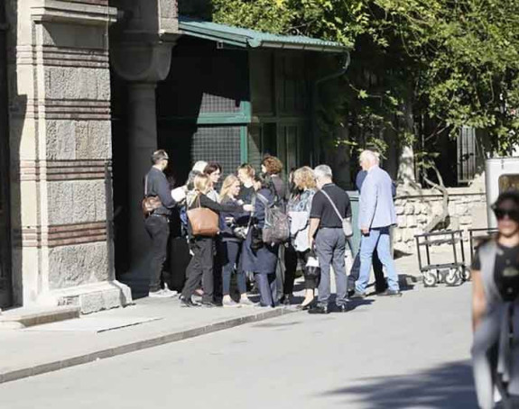 Опело за Лану одржано на Новом гробљу у Београду