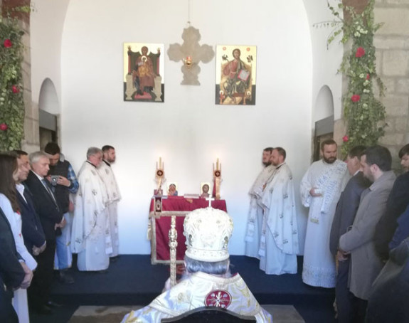 Osveštana kapela Vidovdanskih heroja na Koševu
