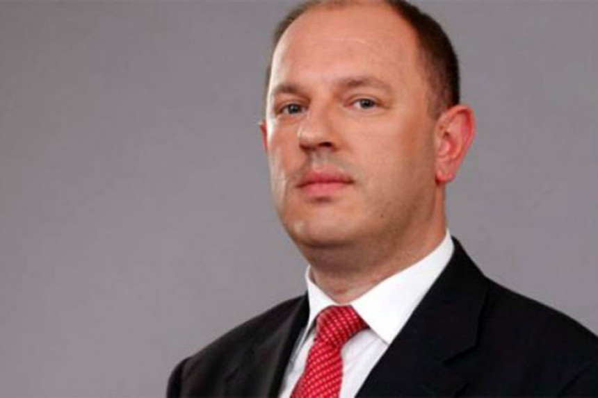 ХЕТ за Петровића лични банкомат