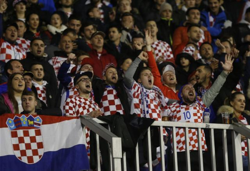 Hrvati pišu: Srbi nam nabavljaju ulaznice za Grčku!