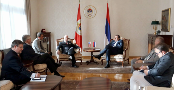 Novi Dodikov dil sa strancima 