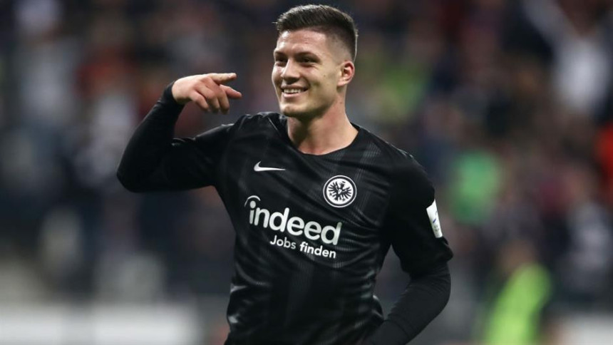 "Luka Jović je granata ispred gola!"