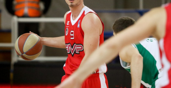 ABA: FMP siguran kod kuće, Pot ubacio 30!
