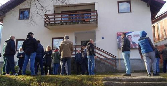 Tuča radnika u Istočnom Drvaru