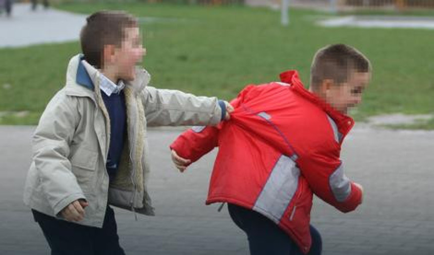 Опонашају: Све више агресивне дјеце