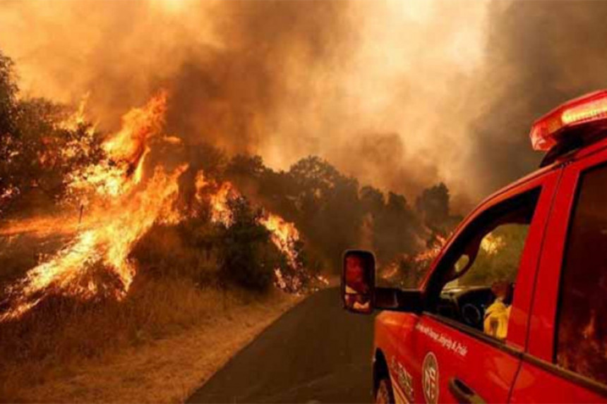 Požari u Kaliforniji bukte i dalje