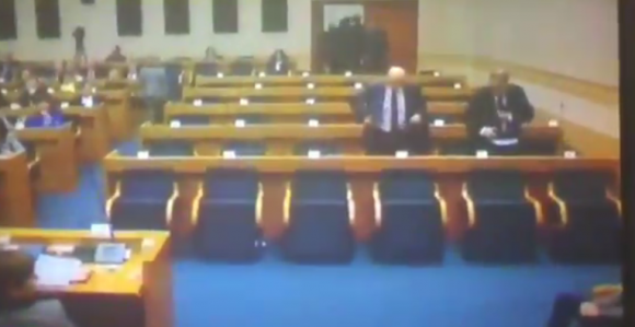 O budžetu bez opozicije u NSRS