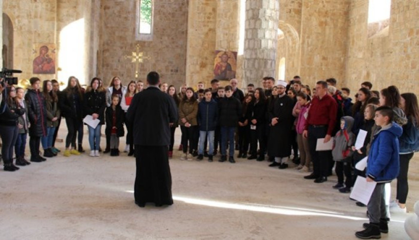 Заједно илахије и православље