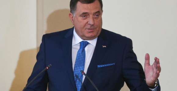"Obuci žuti prsluk i hodaj po Bosni"