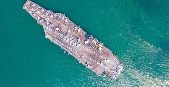 Zapalio se jedini ruski nosač aviona