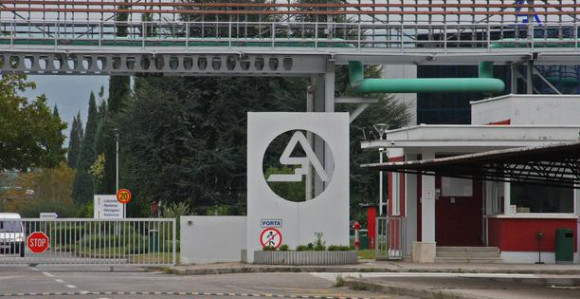Radnici od uprave Aluminija traže posao