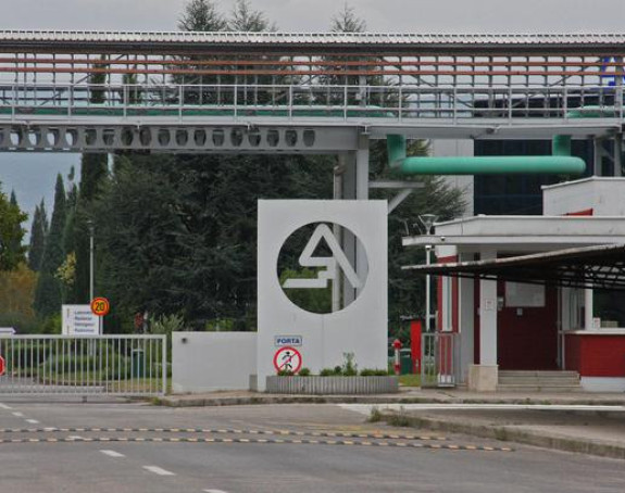 Radnici od uprave Aluminija traže posao