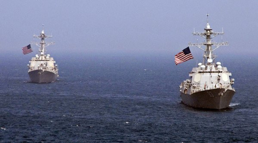 Iran zarobio američke brodove i vojnike