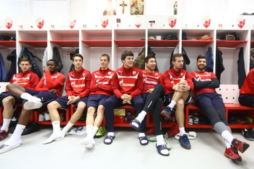 Божовић у Словенију води 34 фудбалера