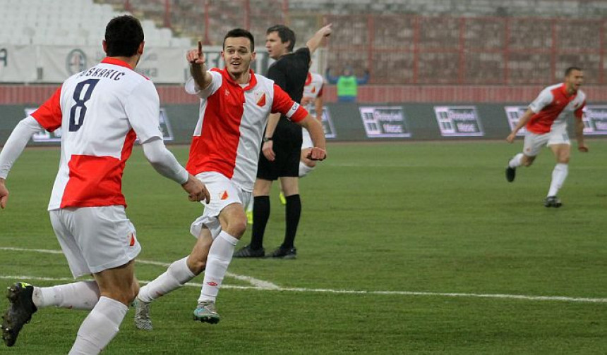 Војводина ДА, Фирма ДА, а онда је Иванић рекао Ивану Томићу...