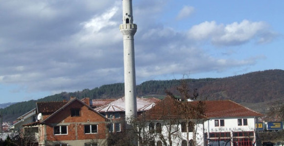 Потукли се у џамији због малих плата 