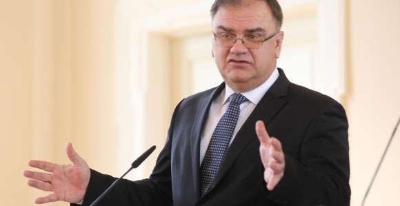 "Dodik nema podršku Srbije i Rusije"