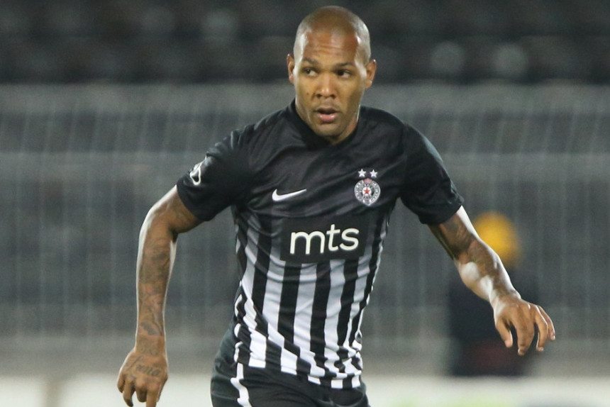 Everton Luiz sve bliži Italiji!