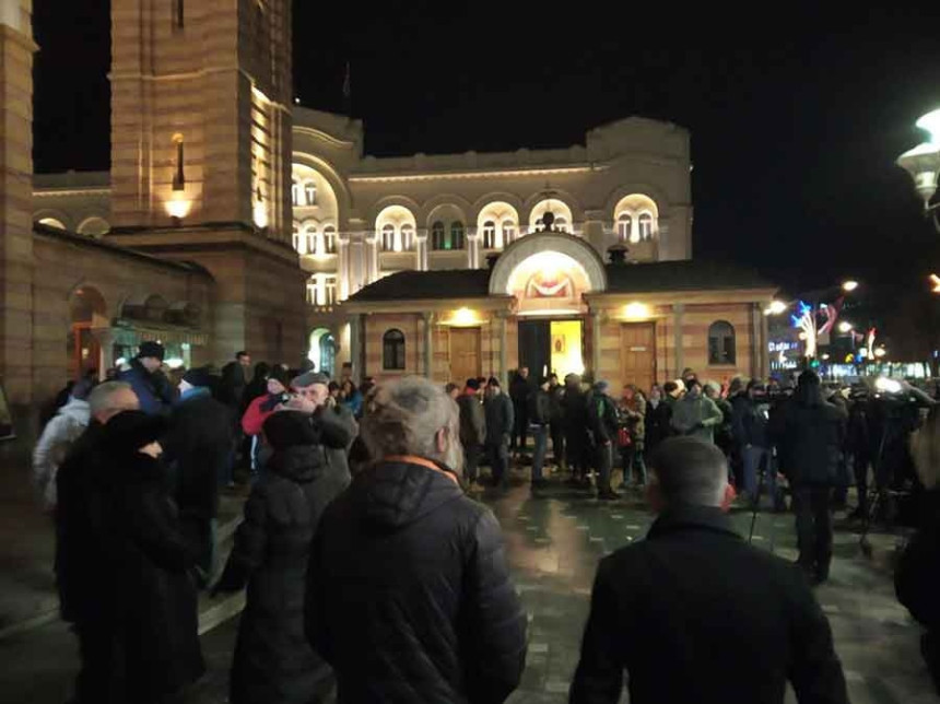 Građani zapalili svijeće za Davida