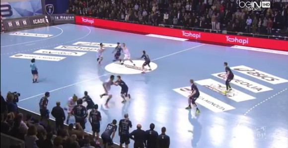 Видео: И у рукомету може с пола терена за побједу!