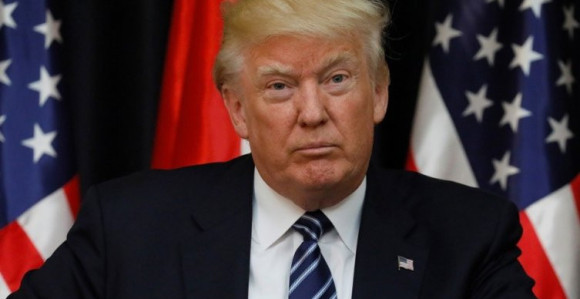 Tramp čestitao godišnjicu Kosovu