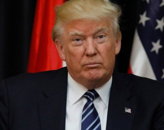 Tramp čestitao godišnjicu Kosovu