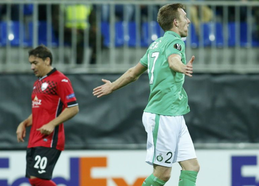 FRA: Fudbal se igra i glavom, baš glavom!