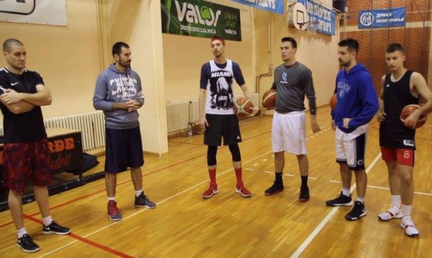 Divna, filmsko-košarkaška priča iz Žitišta...