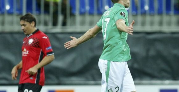 FRA: Fudbal se igra i glavom, baš glavom!