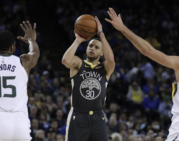 Golden Stejt 16 od 17, Lejkersima "bježi" plej-of!