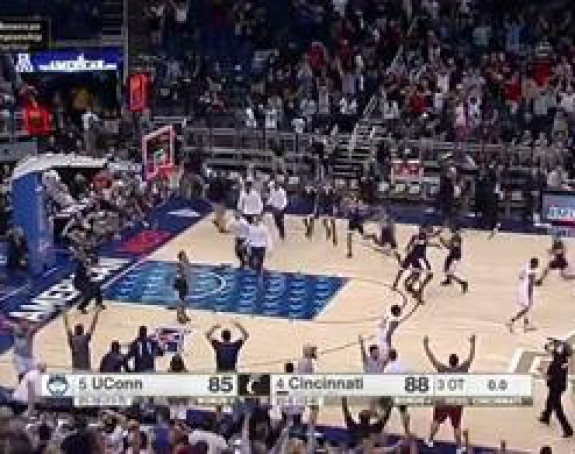 Video - Zasenili NBA: Četiri produžetka, trojka sa pola!