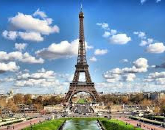 Spriječen bombaški napad u Parizu