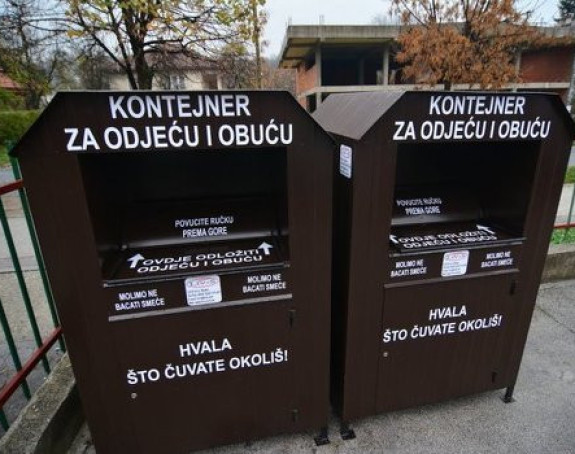 Kontejneri na meti vandala 