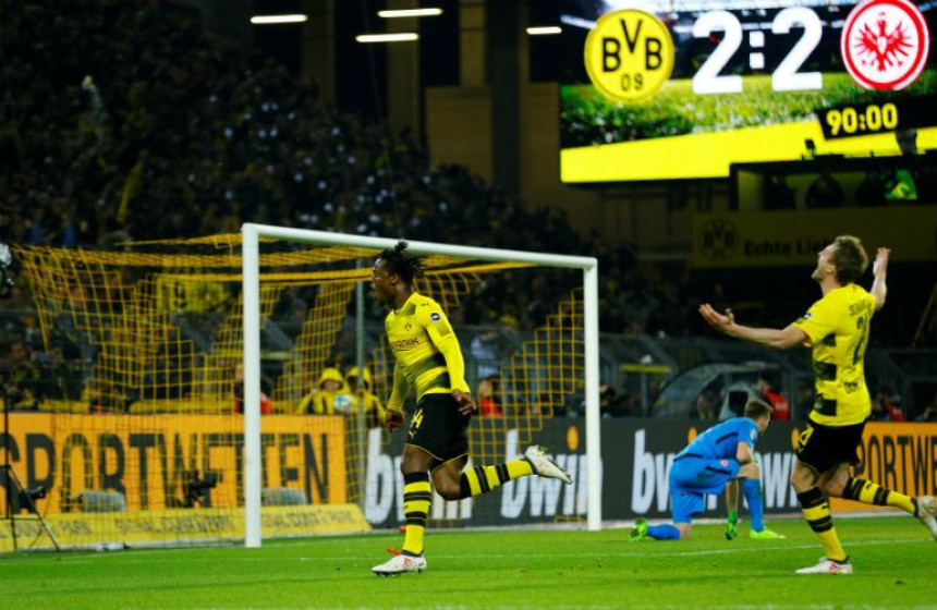 Počelo da se radi na najskupljem transferu u istoriji Bundeslige!