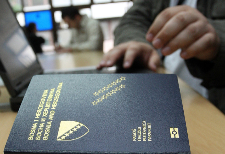 Ријешен проблем пасоша у БиХ