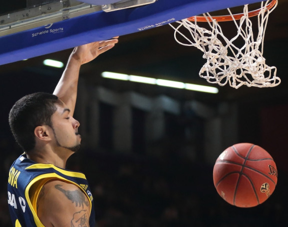 ЕК: Алба је у 1/2-финалу, увео је онај кога је чекала!